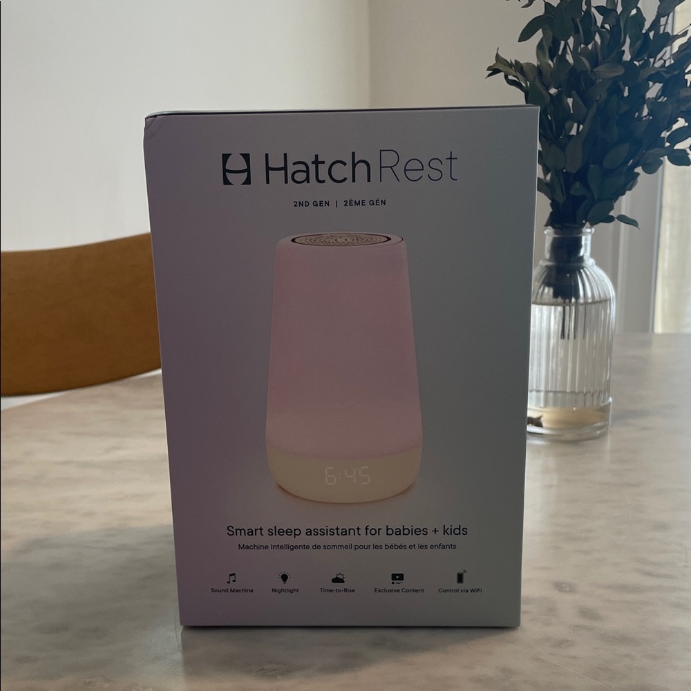 Hatch Rest 2nd Gen Smart Sleep Assistant - White
